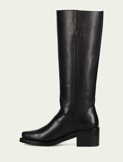 Women's Black Mustang 15L Tall Boot