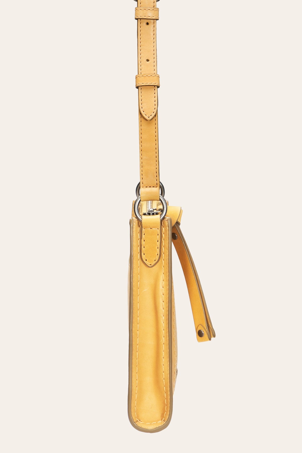 Women's Banana Melissa Zip Crossbody