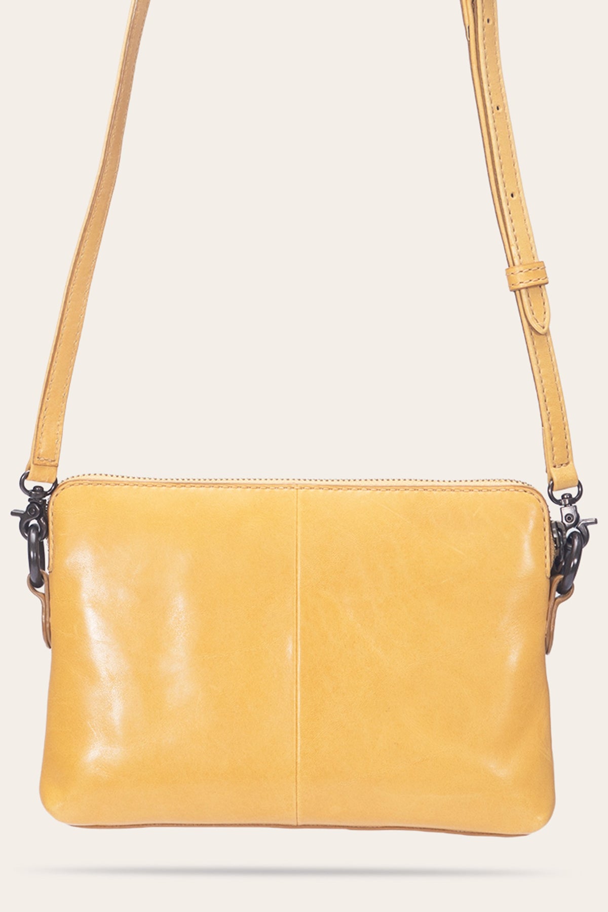 Women's Melissa Wristlet Crossbody Bag