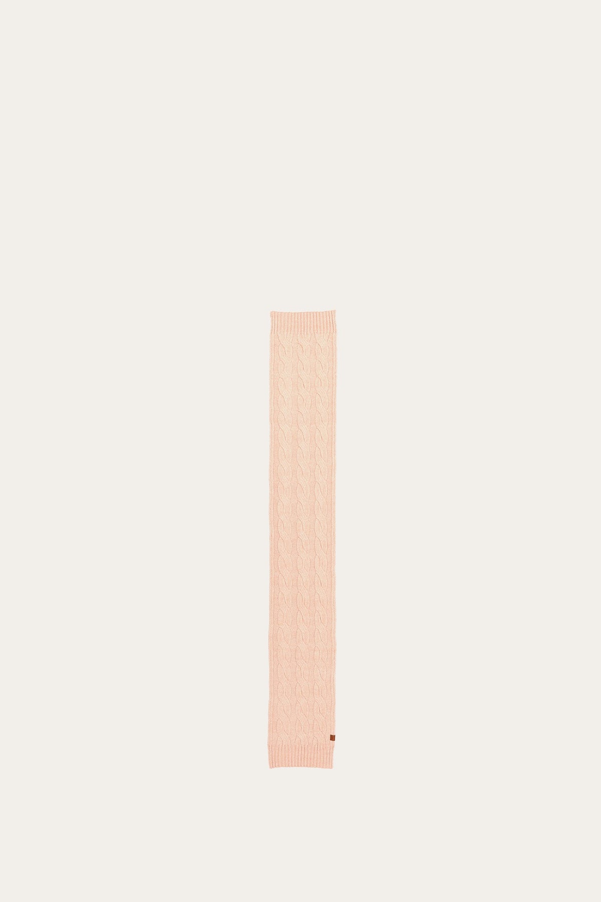 Rose Cloud Wide Cable Scarf