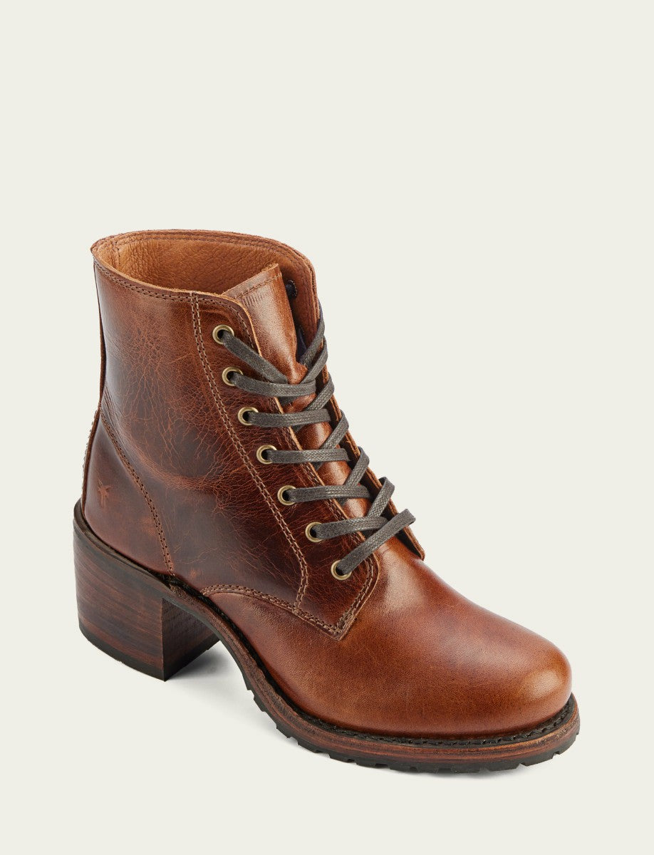 Women's Cognac Sabrina 6G Lace Up Booties