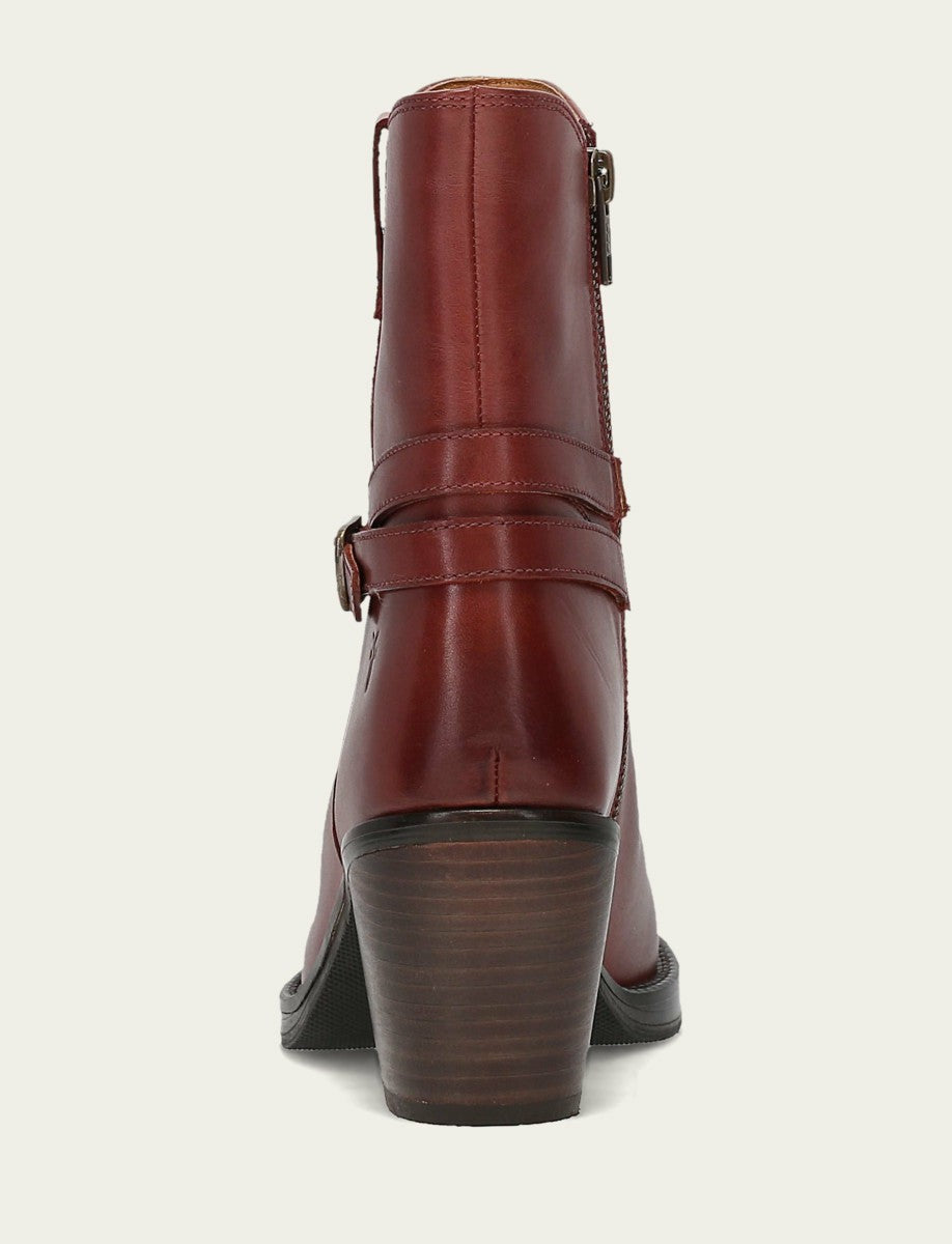 Women's Cranberry Rylee Belted Inside Zip Boot